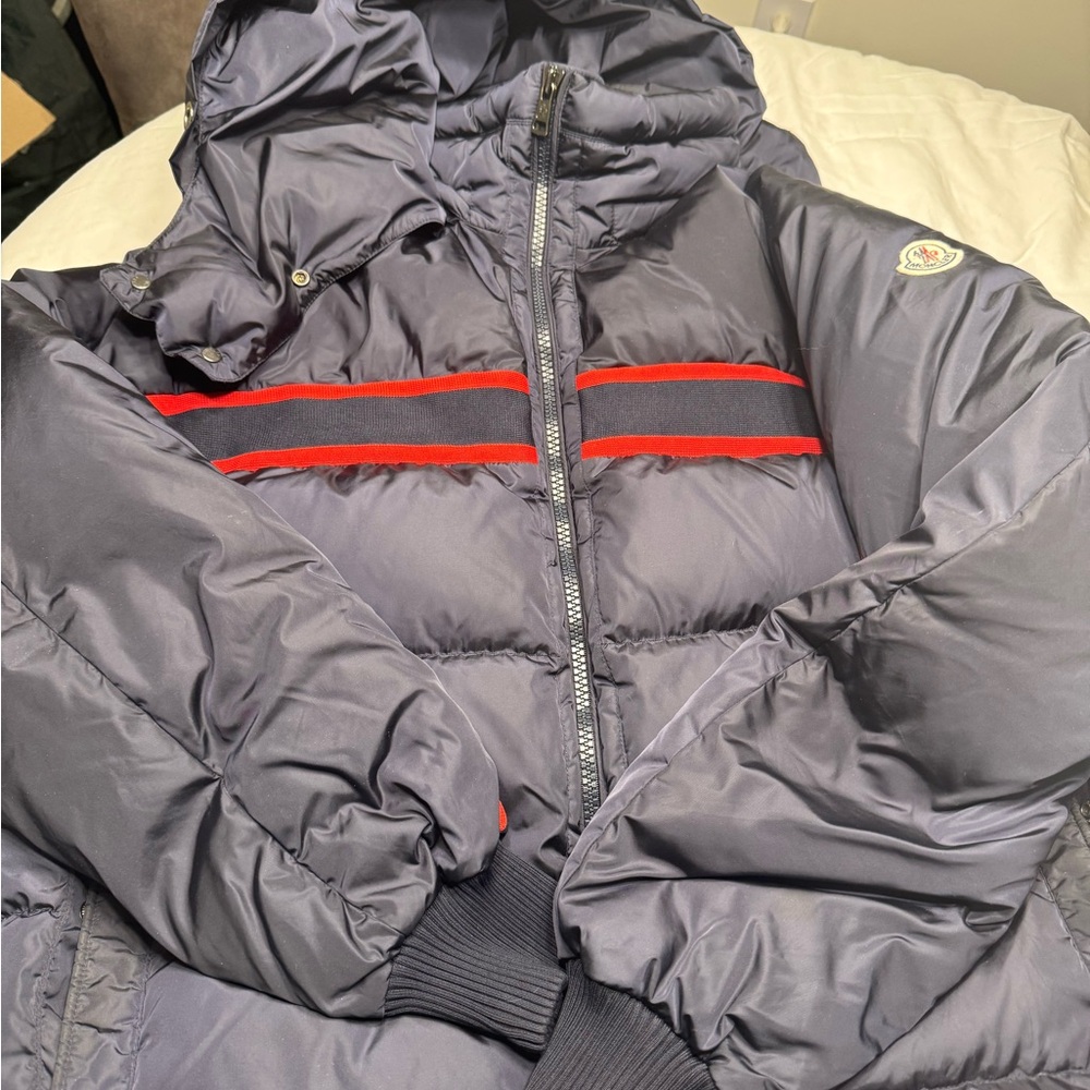Moncler Gray Puffer Jacket with Red Stripes